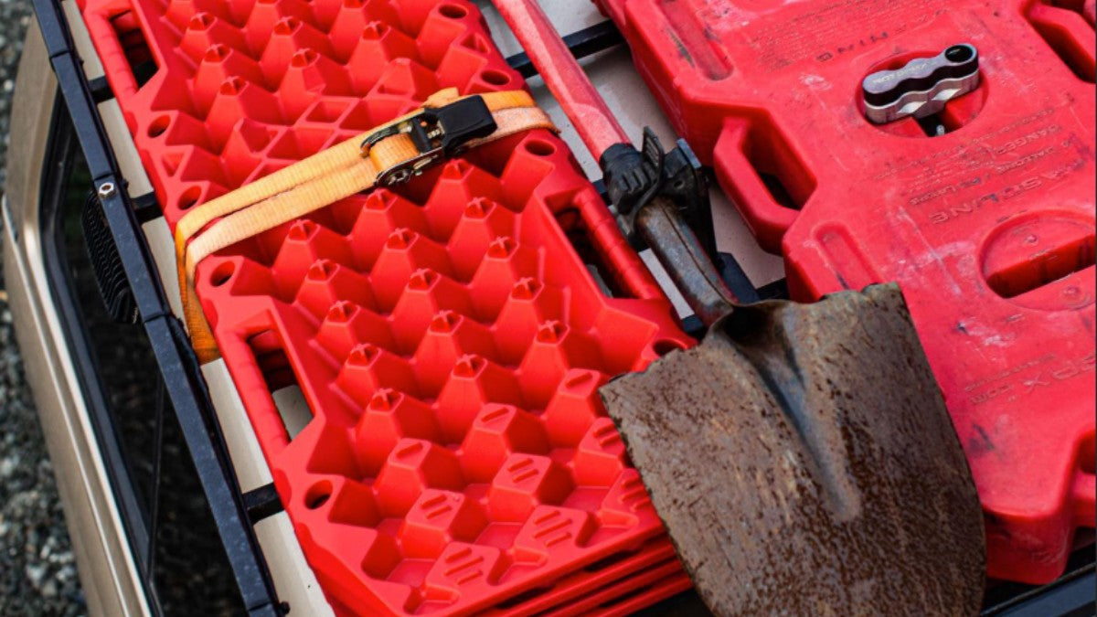 Off-Road Recovery Gear Checklist: Where to Start and What to Add