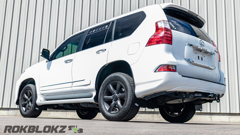 Side view of Lexus GX 460 with Rokblokz window vents installed