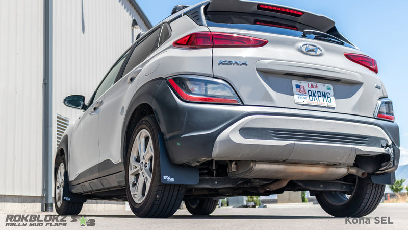 2018–2023 Hyundai Kona SEL with Rokblokz Rally Mud Flaps installed