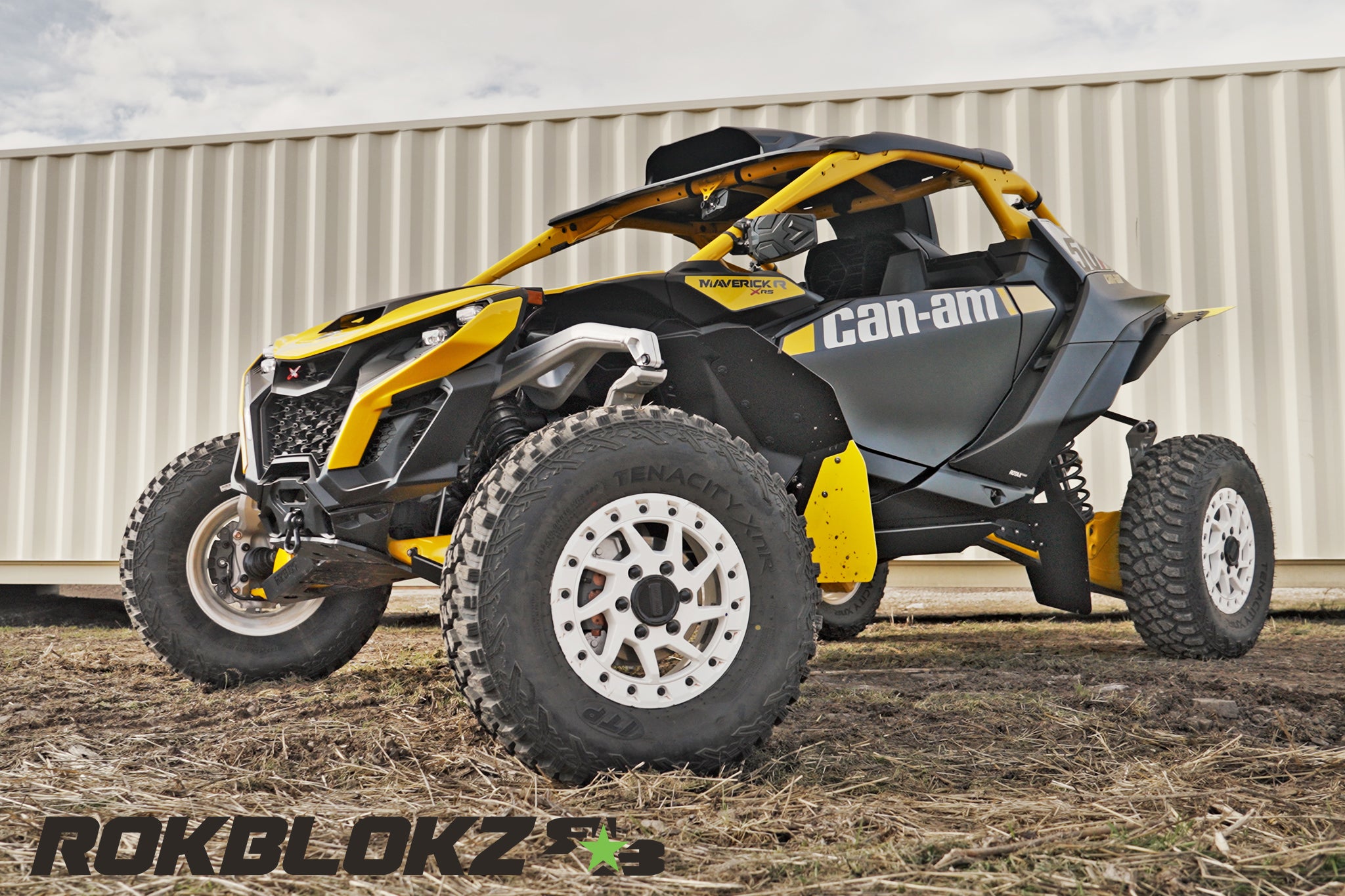 Can-Am Maverick R 2024+ Fender Flares — RokBlokz