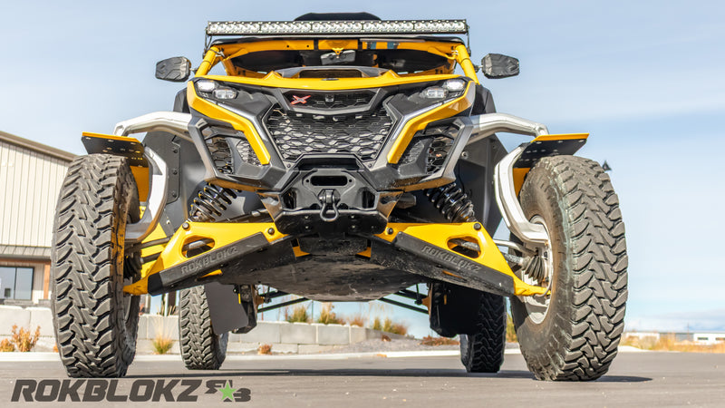 2024 Maverick R with Baja Designs 50" Light Bar mounted with Rokblokz Brackets