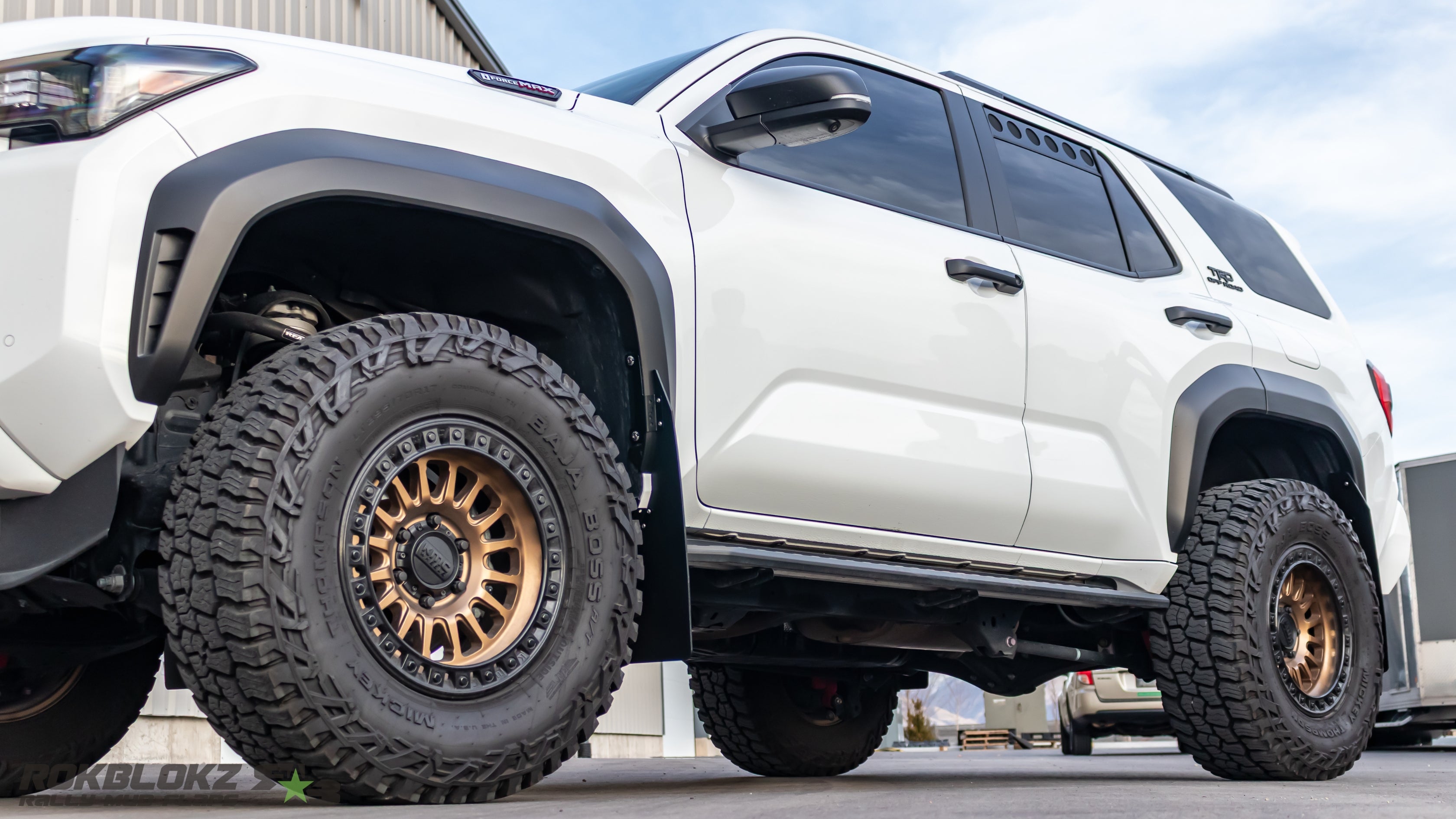 Toyota 4Runner TRD Off-road (6th Gen) 2025+ High Clearance Mud