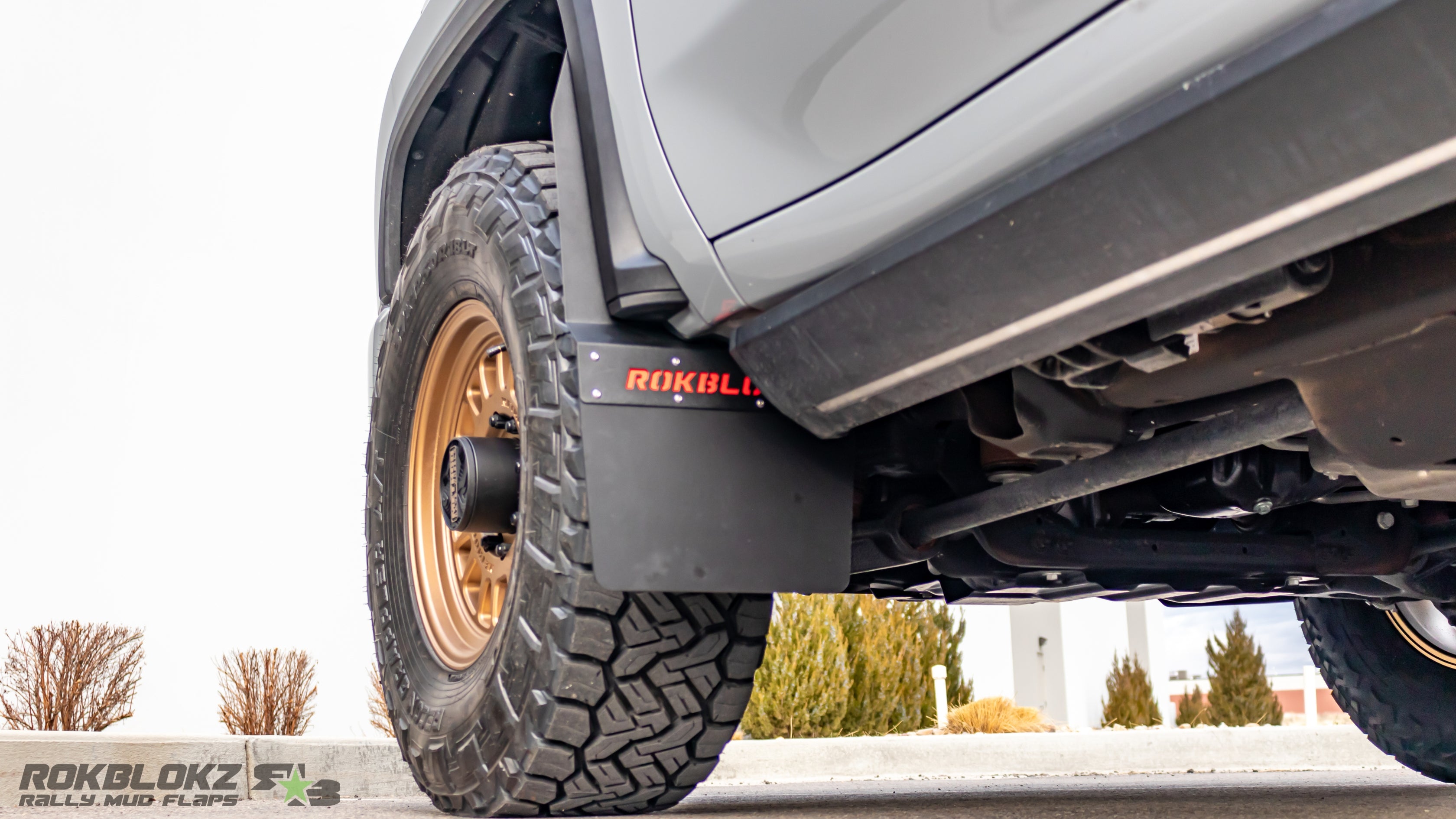 Chevrolet Silverado 2500/3500 (SRW) 2020+ Step-Back Mud Flaps