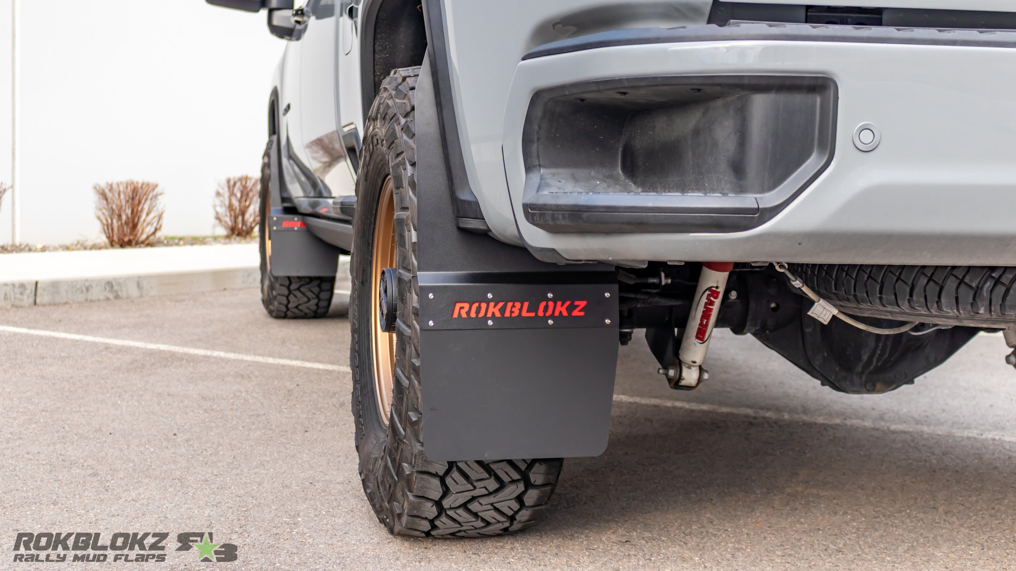 ロックメイス Chevrolet Silverado 2500/3500 (SRW) 2020+ Step-Back Mud Flaps