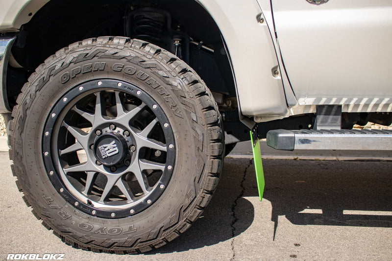 2012 Ford F-350 Featuring Rokblokz Step-Back Mud flaps in Lime 