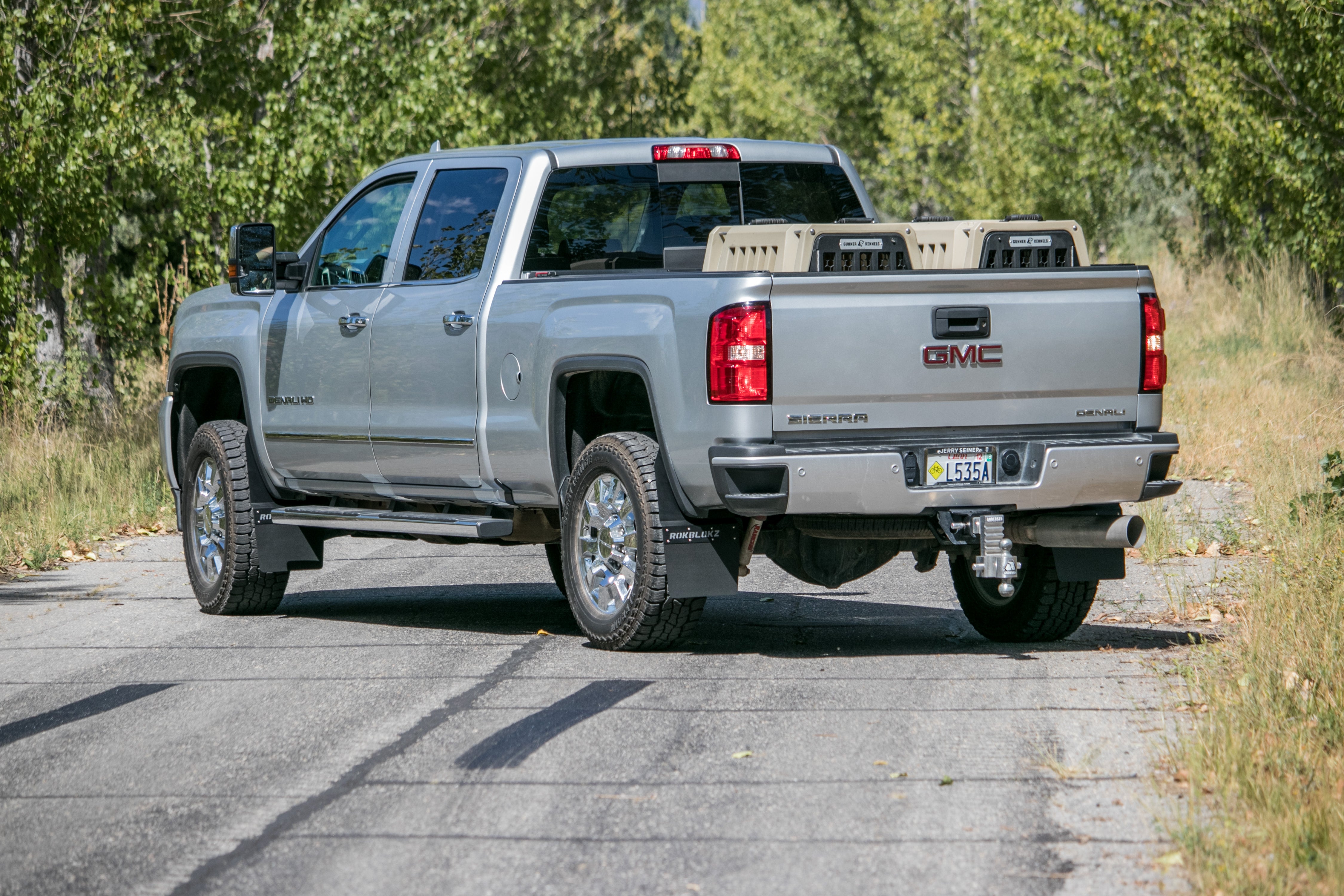 GMC Sierra 1500/2500/3500 HD STEPBACK (3rd Gen) 2015-2019 Mud