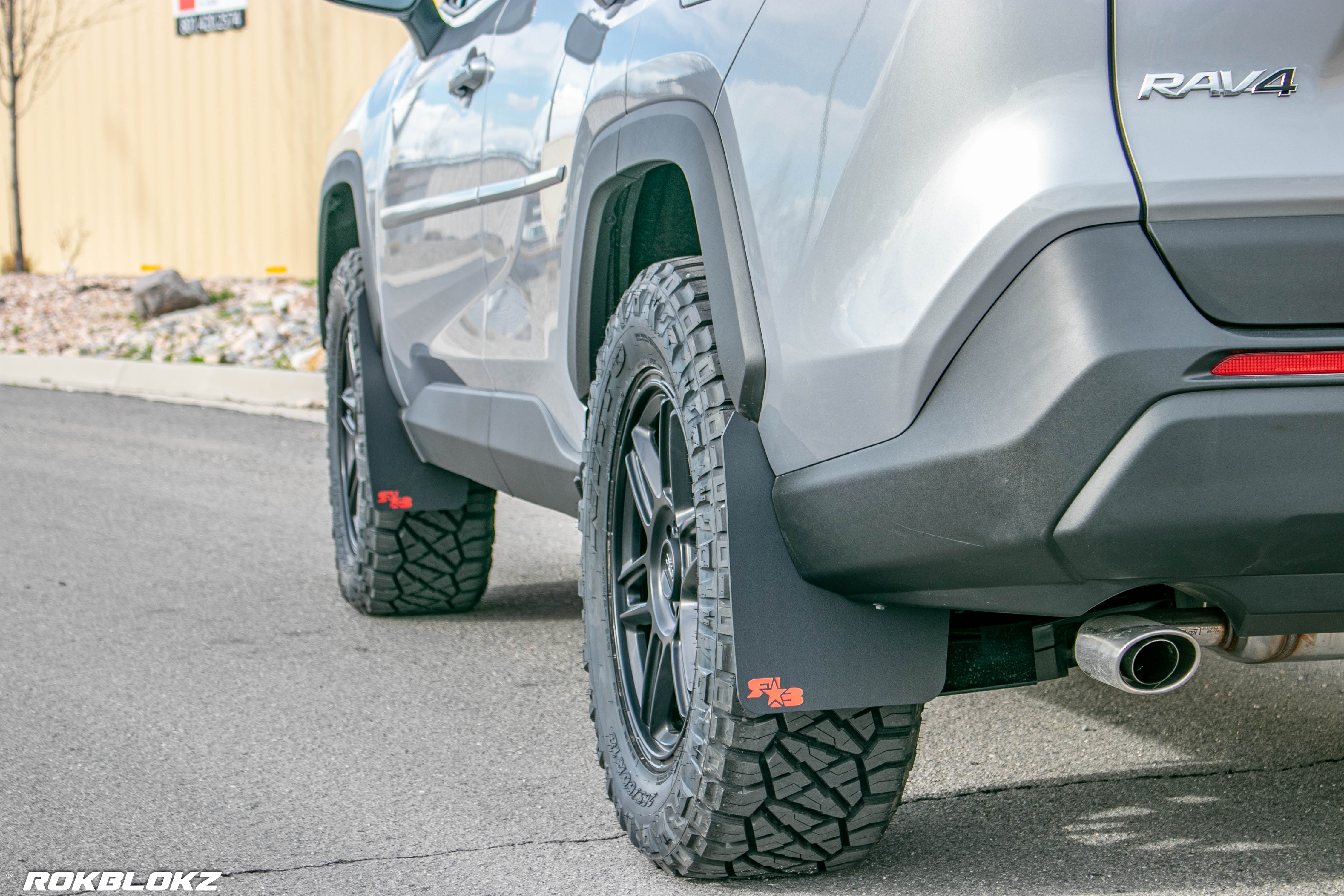 Toyota RAV4 (5th Gen) LE, XLE, LIMITED, Hybrid 2019+ Mud Flaps