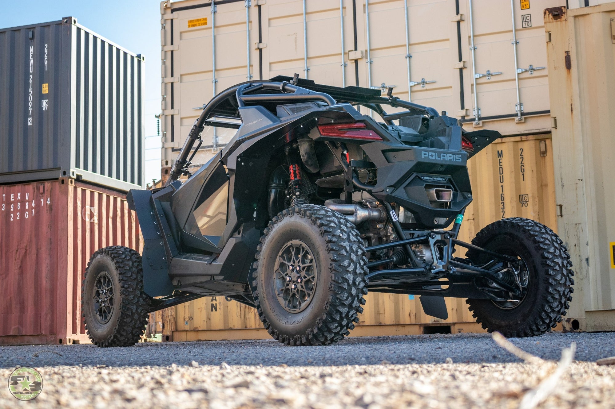 2022 Polaris RZR Pro R Ft Rokblokz Fender Kit - 2 seat rear 3/4 view