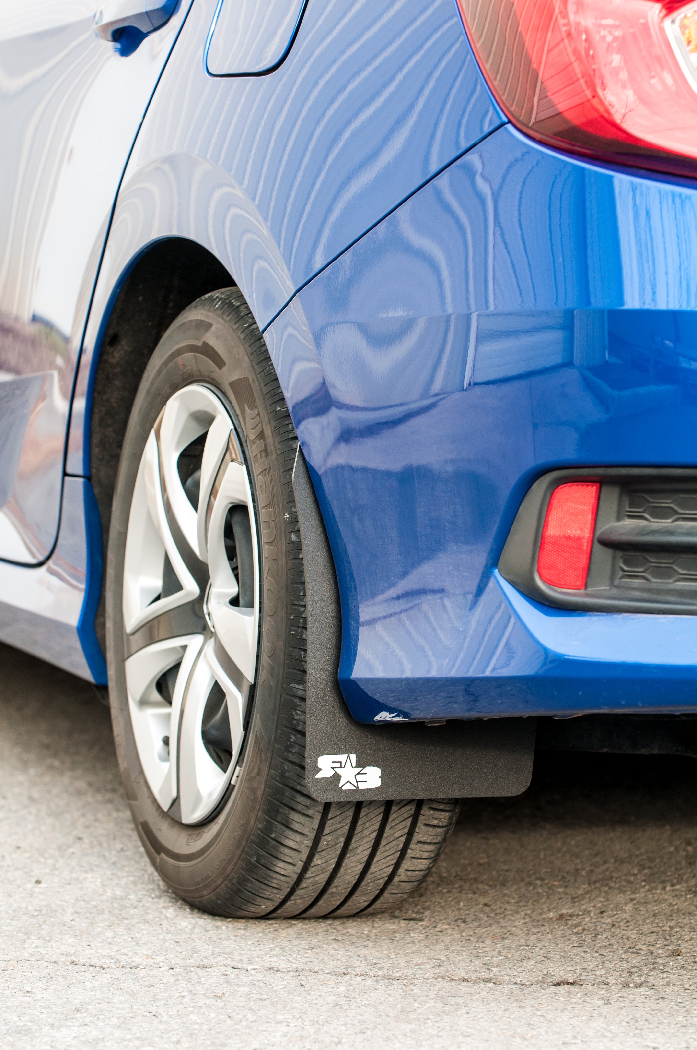 Honda Civic Sedan 2016-2021 Mud Flaps — RokBlokz