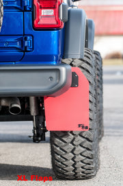 Jeep Rubicon JL w/3.5" lift, 37" tires on Method 701 wheels with XL size flaps by Rokblokz