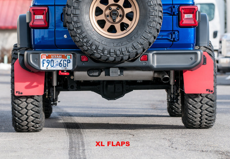 Jeep Rubicon JL w/3.5" lift, 37" tires on Method 701 wheels with XL size flaps by Rokblokz